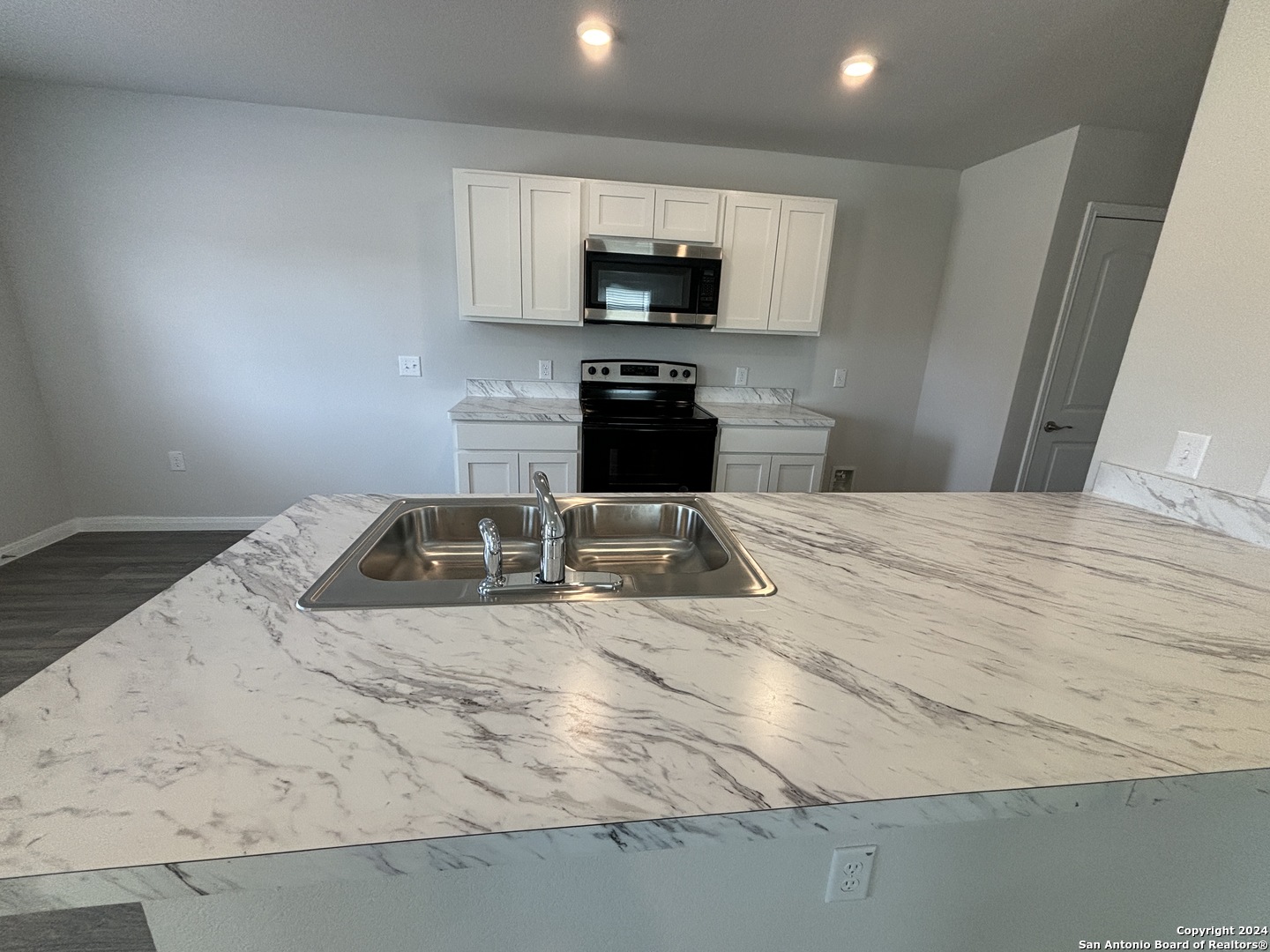 2242 Dry Moss Way San Antonio TX 78224