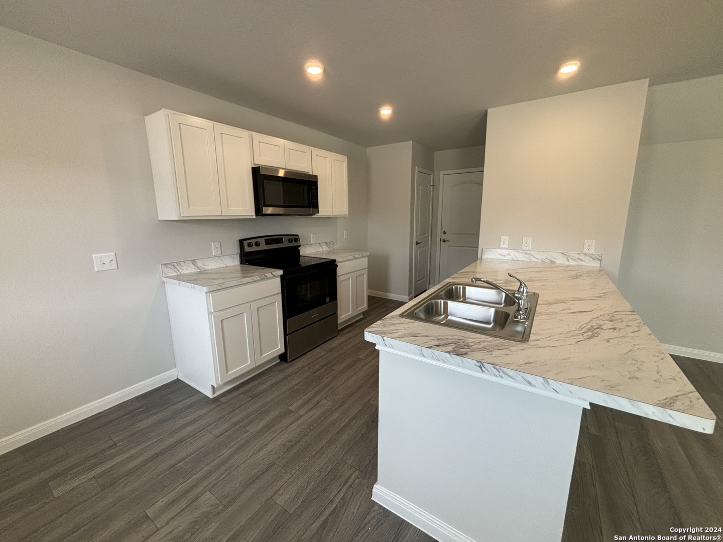 2242 Dry Moss Way San Antonio TX 78224