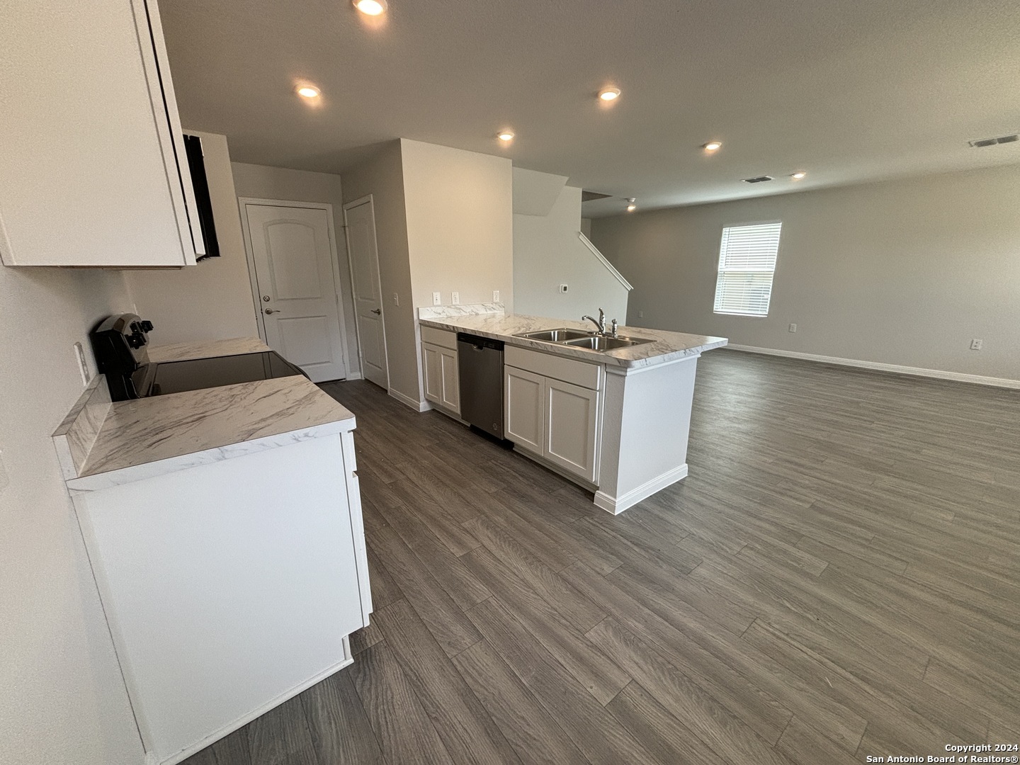 2242 Dry Moss Way San Antonio TX 78224
