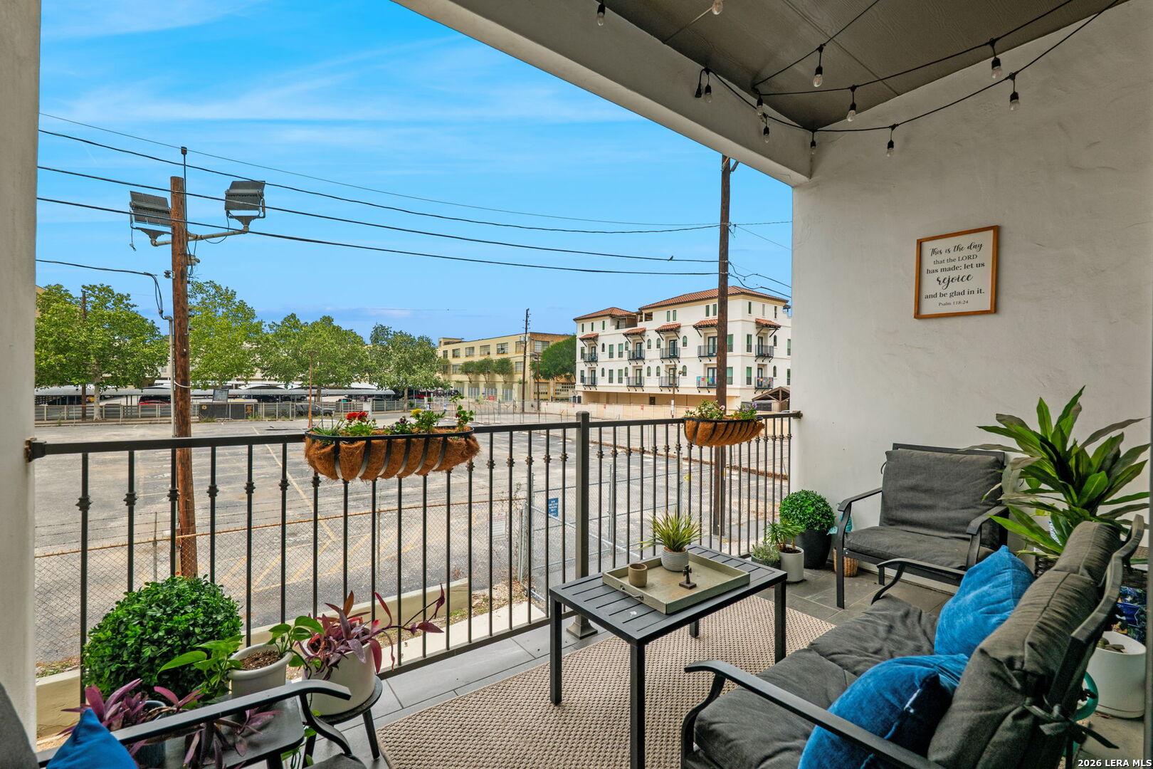 825 N Saint Marys Street San Antonio TX 78205