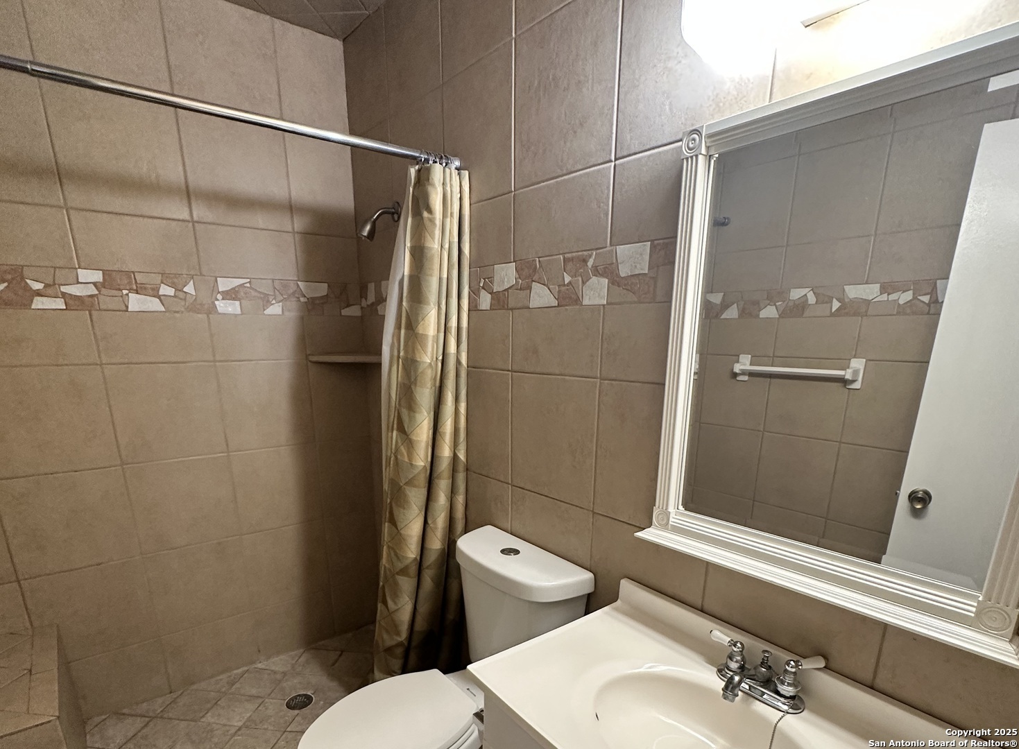 5718 Jones Fall San Antonio TX 78244