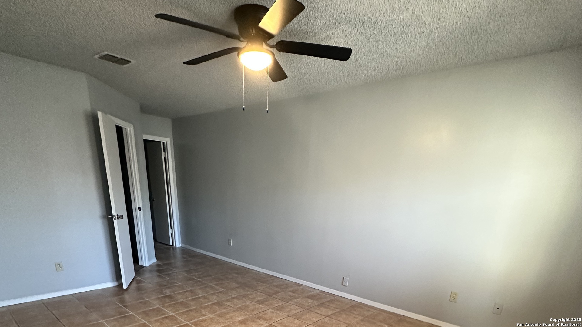 5718 Jones Fall San Antonio TX 78244