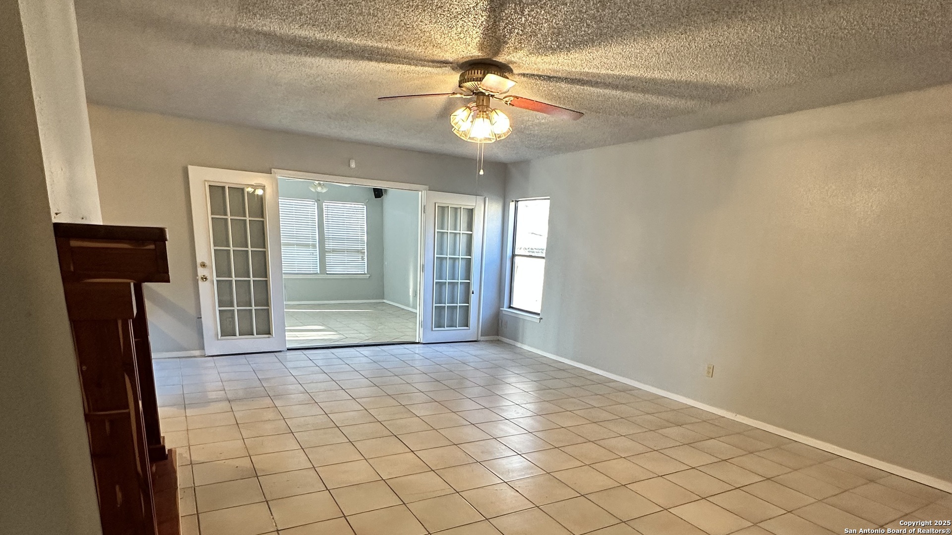 5718 Jones Fall San Antonio TX 78244