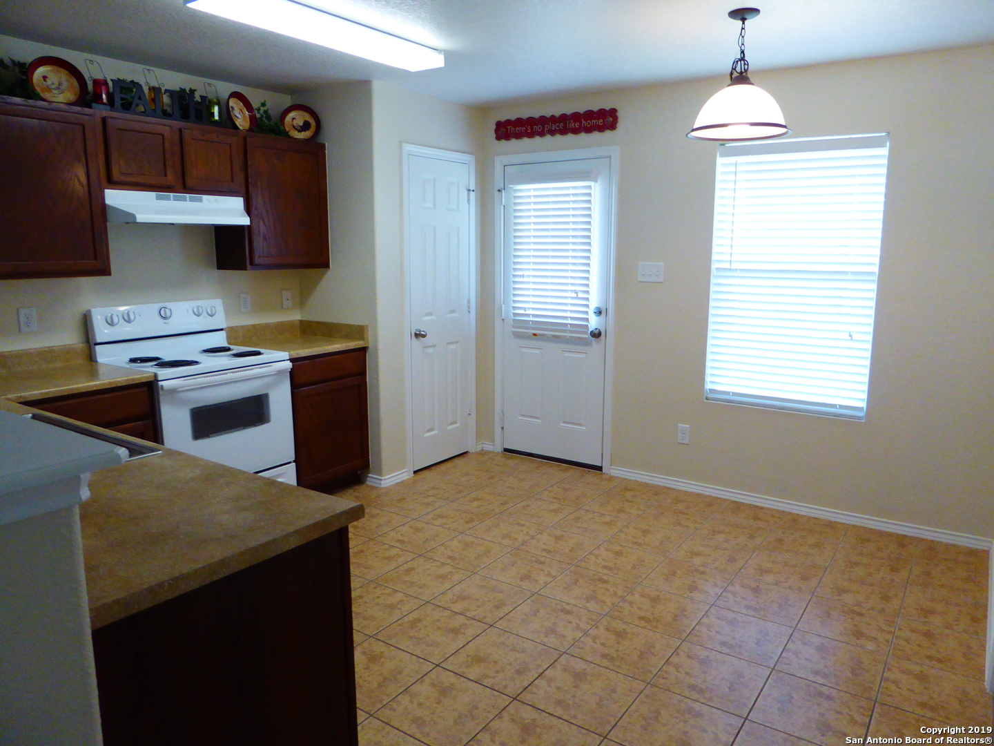 3918 Texas Hawthorn San Antonio TX 78261
