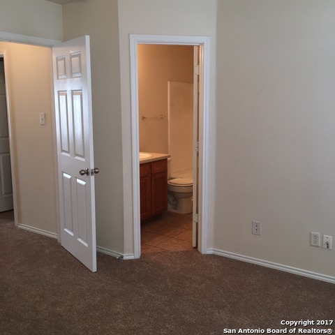 5611 Golf Mist San Antonio TX 78244