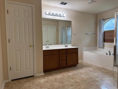 4526 Darien Vista San Antonio TX 78247