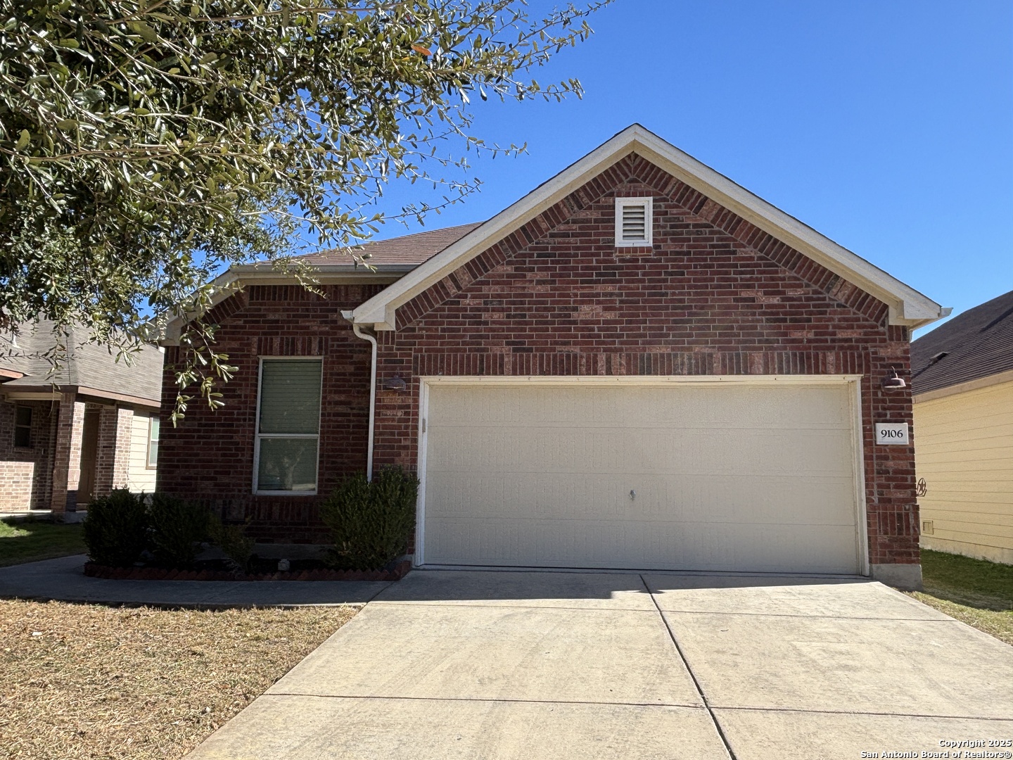 9106 Canter Horse San Antonio TX 78254