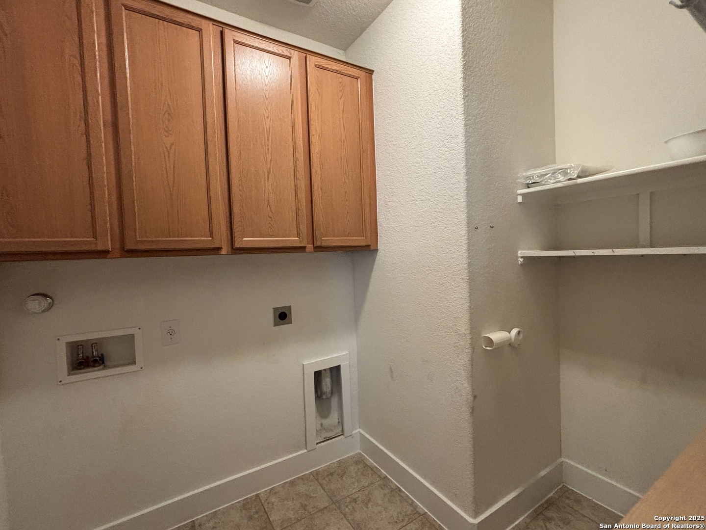 9106 Canter Horse San Antonio TX 78254