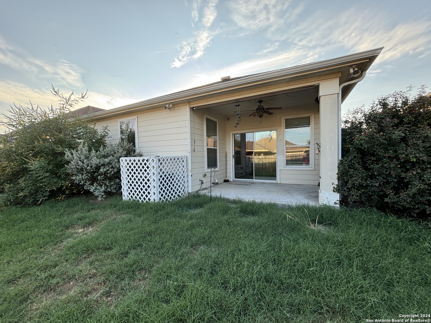 9106 Canter Horse San Antonio TX 78254