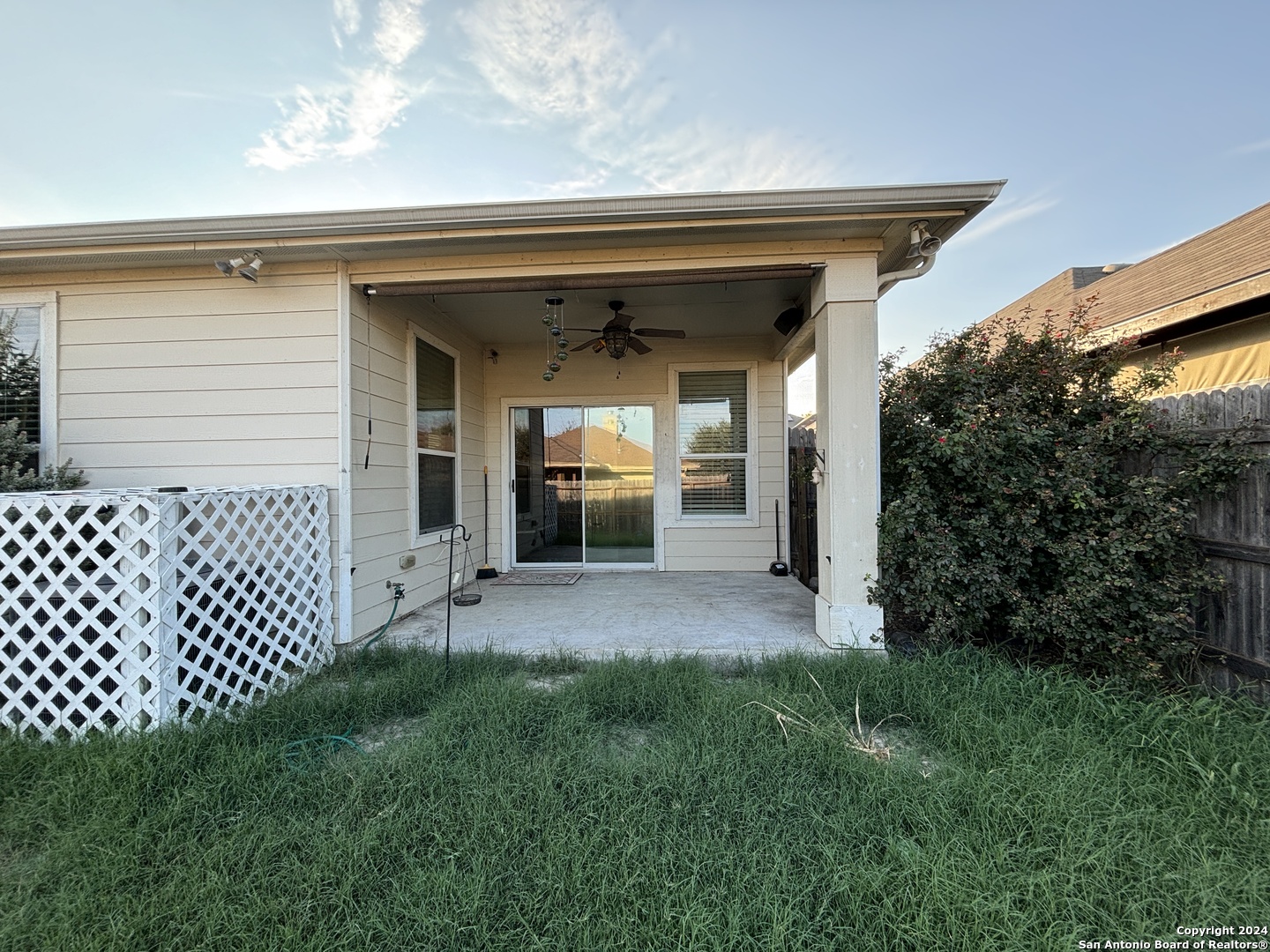 9106 Canter Horse San Antonio TX 78254