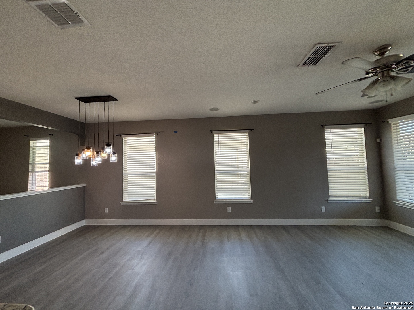 9106 Canter Horse San Antonio TX 78254