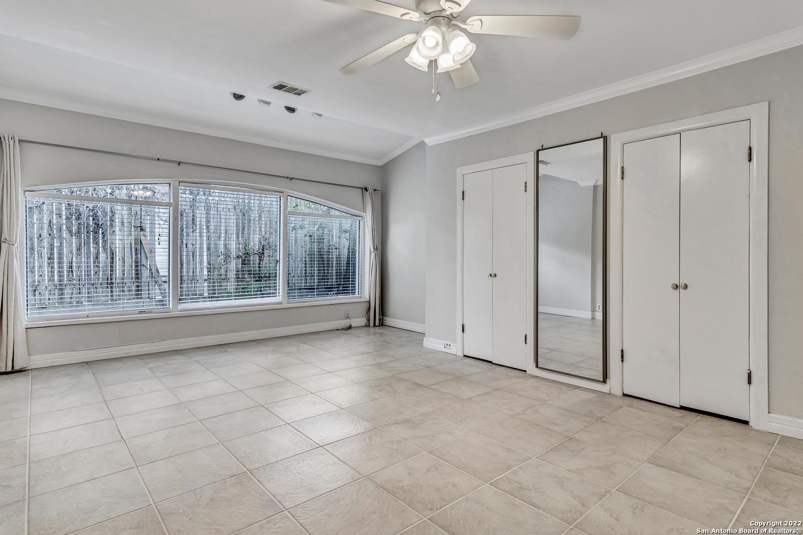 112 Cloverleaf Avenue Alamo Heights TX 78209
