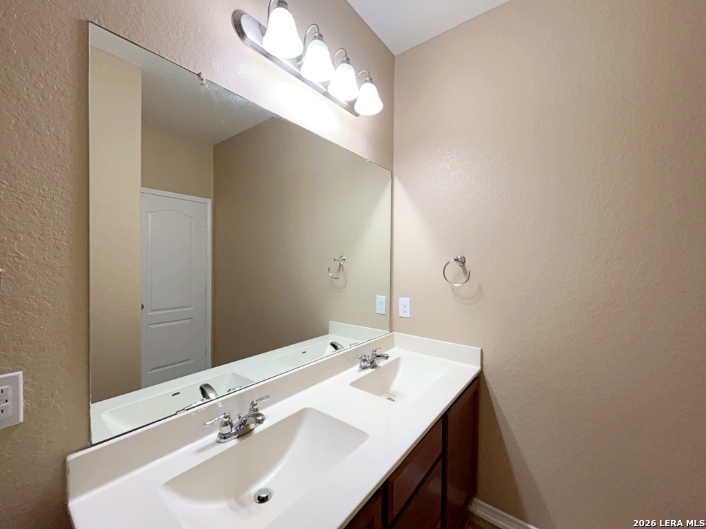 205 Landmark Park Cibolo TX 78108