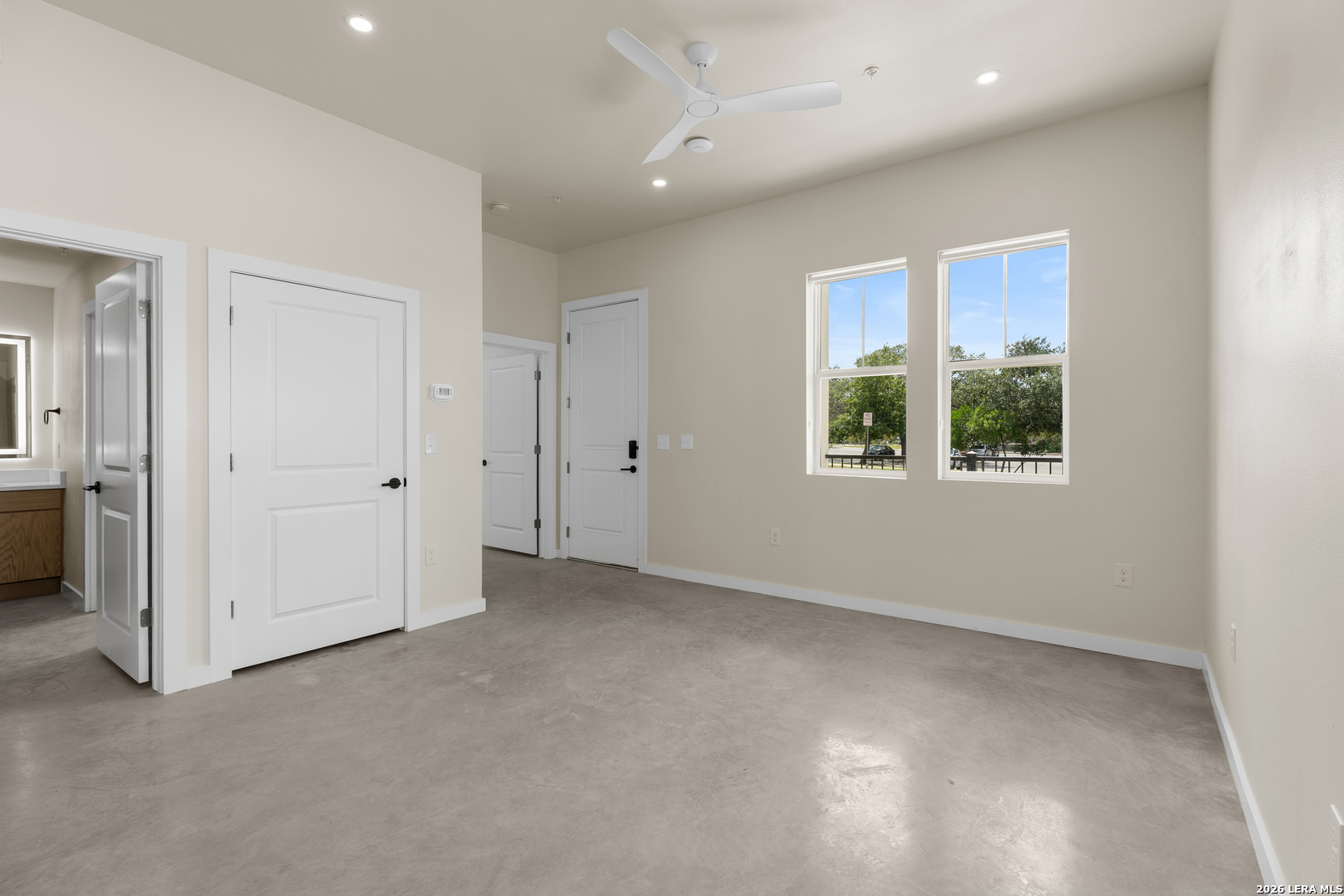 725 W Ashby Place San Antonio TX 78212