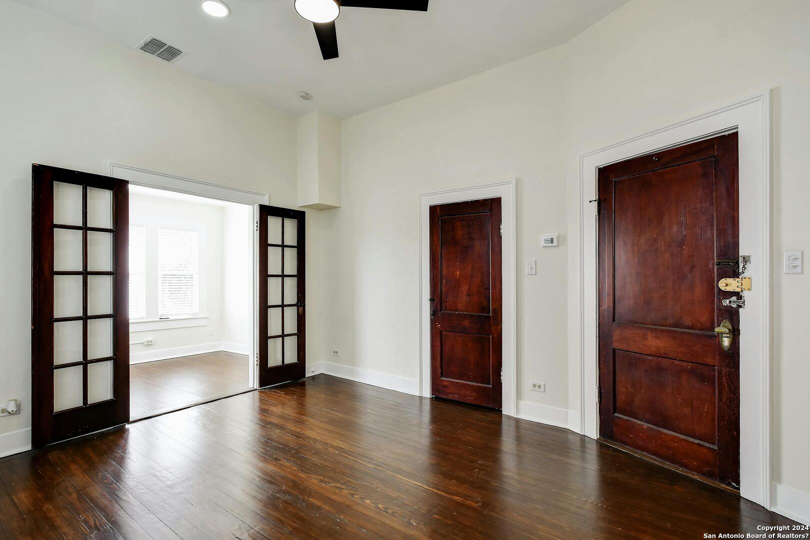 423 W Woodlawn Avenue San Antonio TX 78212