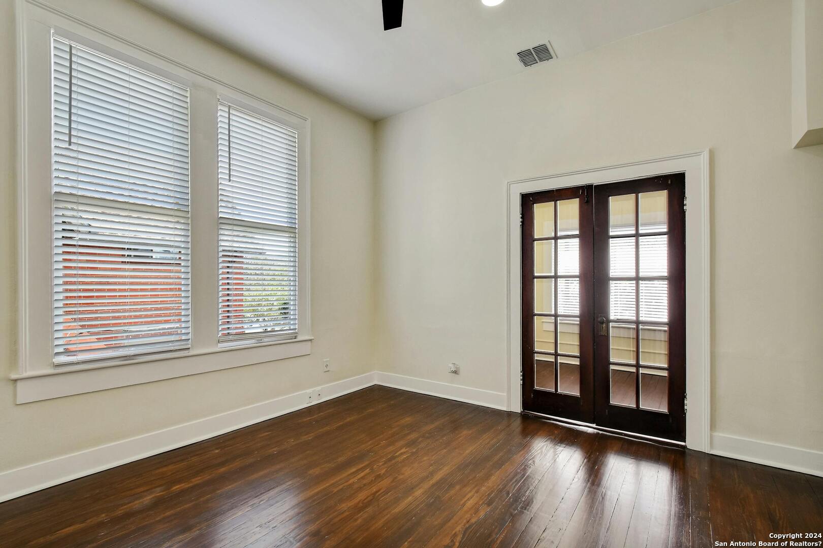 423 W Woodlawn Avenue San Antonio TX 78212