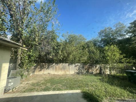 4512 Slayden Drive San Antonio TX 78228