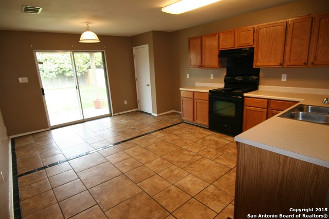 10323 Appaloosa Bay San Antonio TX 78254