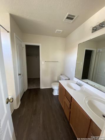 13719 York Woods San Antonio TX 78249