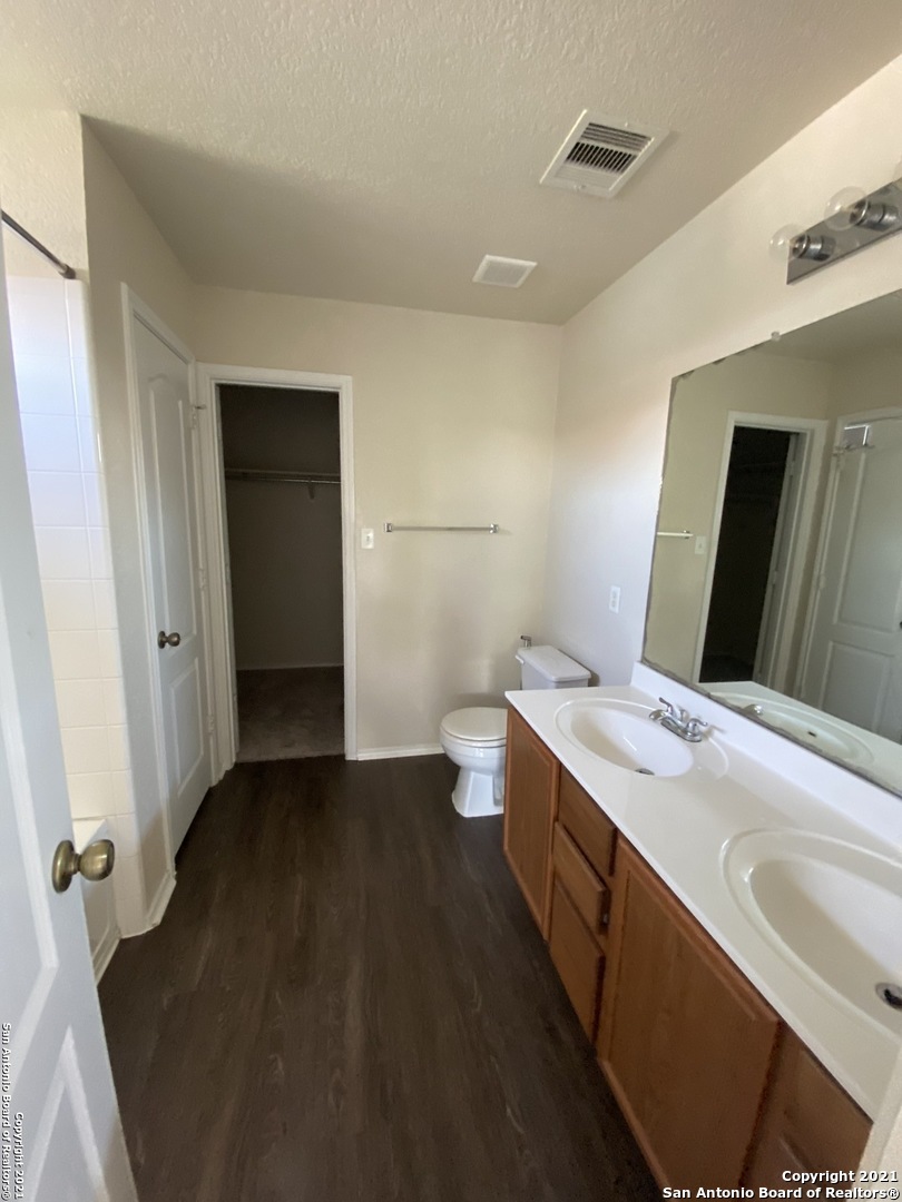 13719 York Woods San Antonio TX 78249