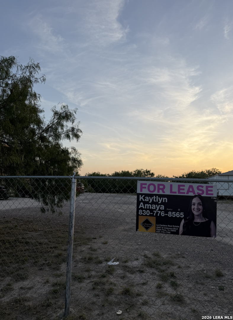 1925 Calle Coyunda Eagle Pass TX 78852