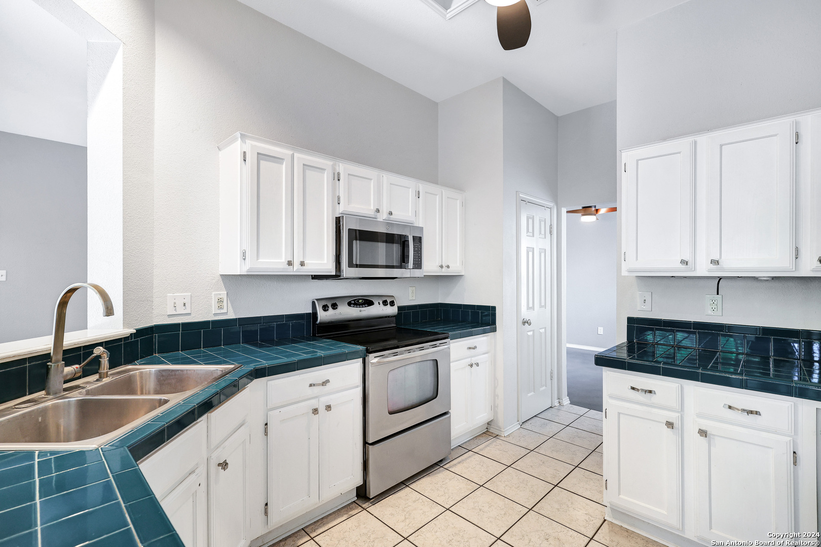 9511 Bonny Bridge San Antonio TX 78240