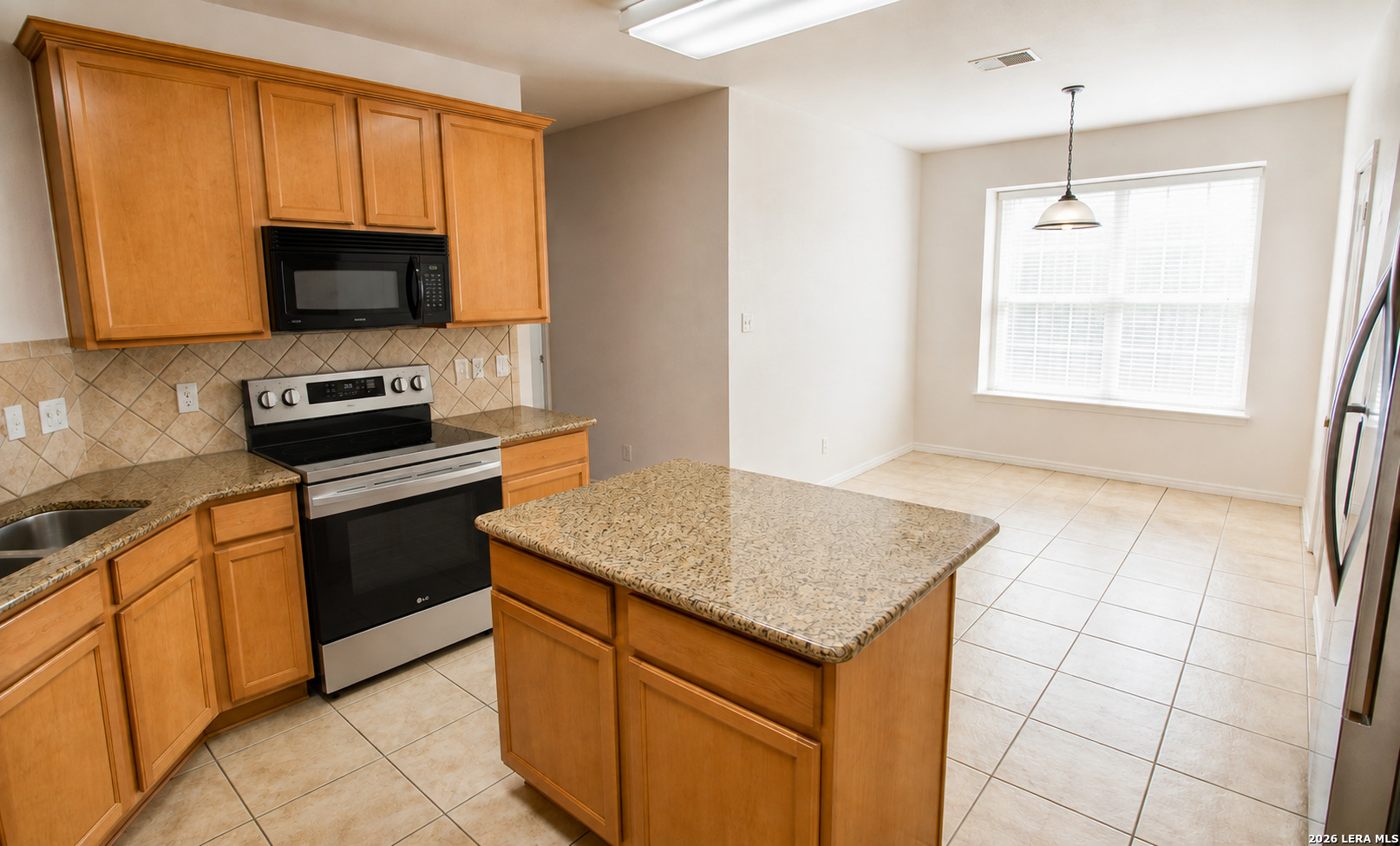 3242 Bending Creek San Antonio TX 78261