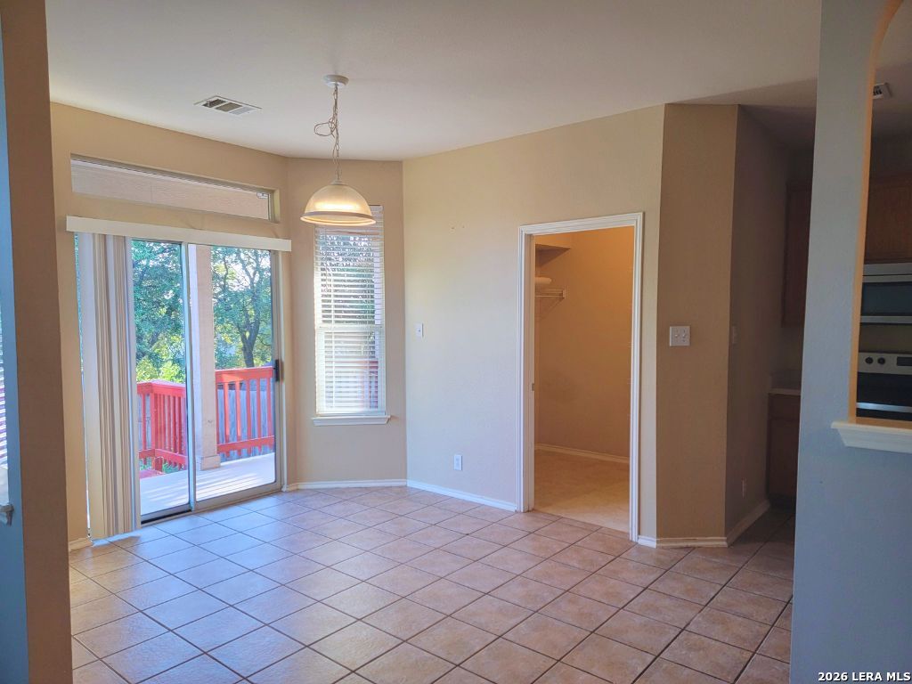 2438 Encino Cedros San Antonio TX 78259