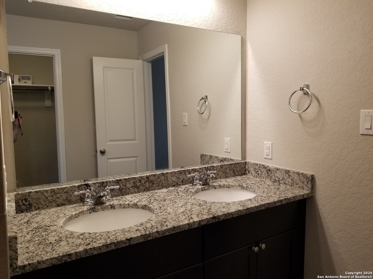 10403 Midsummer Meadow Converse TX 78109