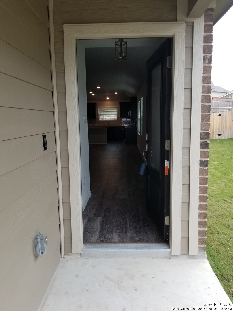 10403 Midsummer Meadow Converse TX 78109