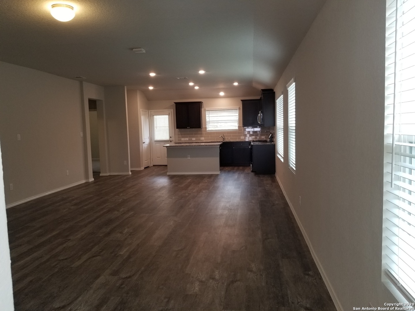 10403 Midsummer Meadow Converse TX 78109