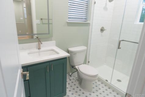 114 Glenwood Court San Antonio TX 78210