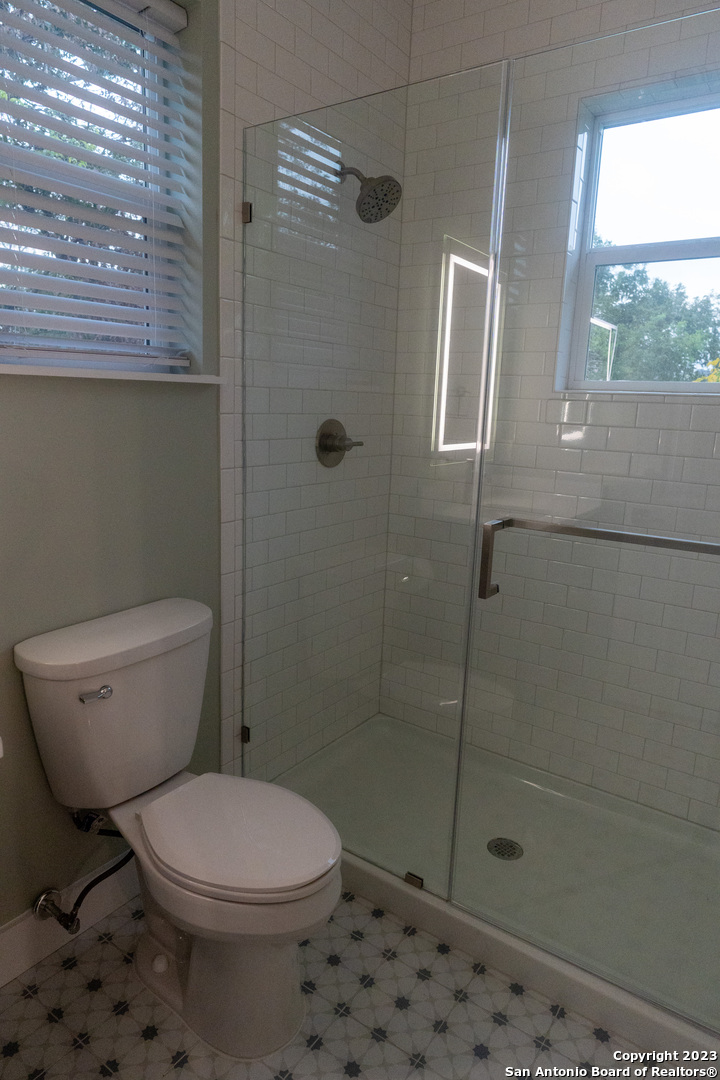 114 Glenwood Court San Antonio TX 78210