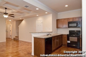 6502 Melanzane San Antonio TX 78233
