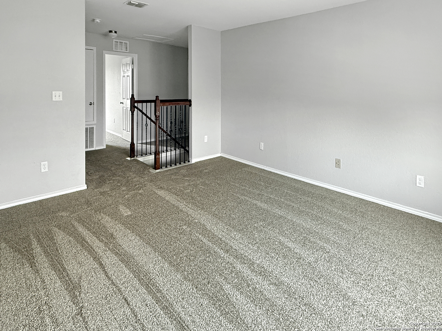 8734 Anton Schumann Drive Converse TX 78109