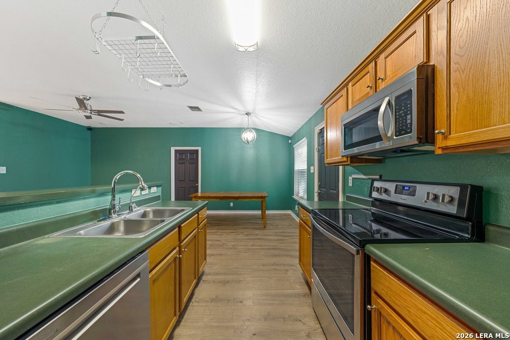 719 Eagle Trail San Antonio TX 78227