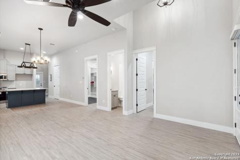 291 S East Avenue New Braunfels TX 78130