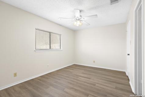 9711 Arcade Ridge San Antonio TX 78239
