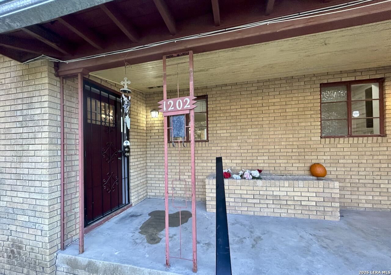 1202 Vanderbilt San Antonio TX 78210
