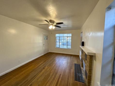 1202 Vanderbilt San Antonio TX 78210