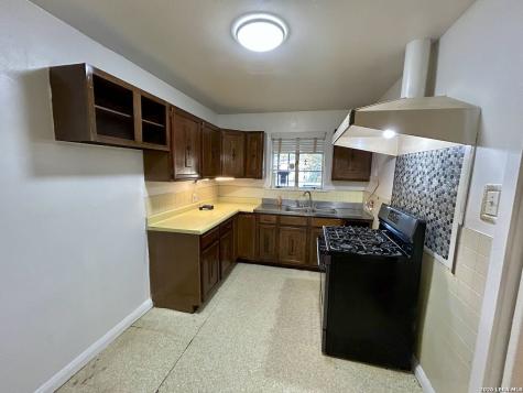 1202 Vanderbilt San Antonio TX 78210
