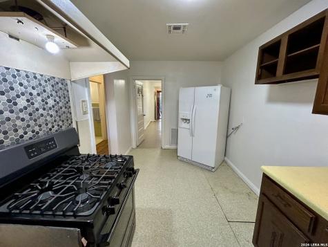 1202 Vanderbilt San Antonio TX 78210