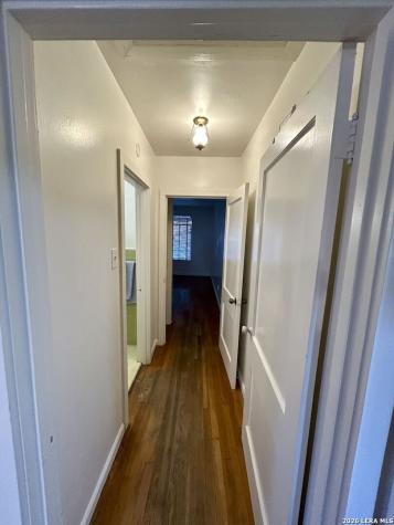 1202 Vanderbilt San Antonio TX 78210