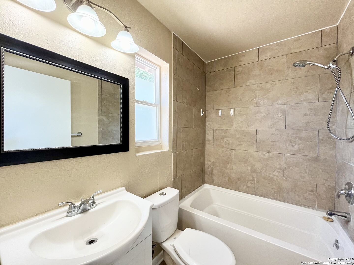 245 Deerwood Drive San Antonio TX 78209
