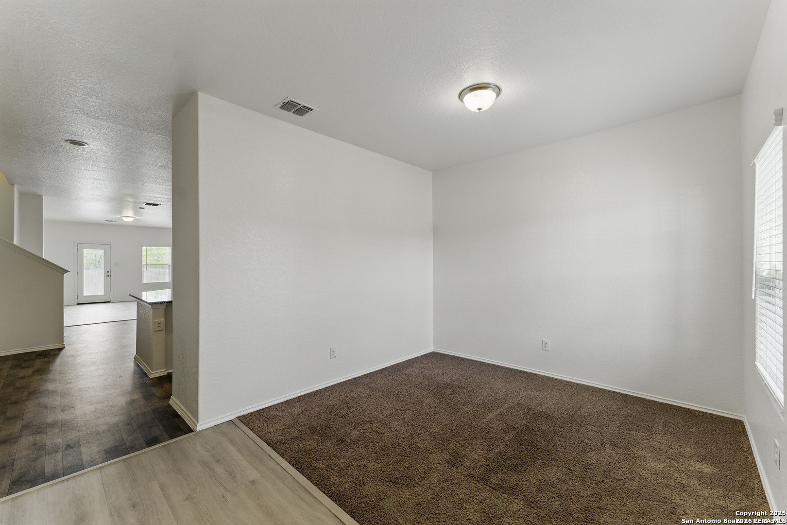6943 Shell Beach Converse TX 78109