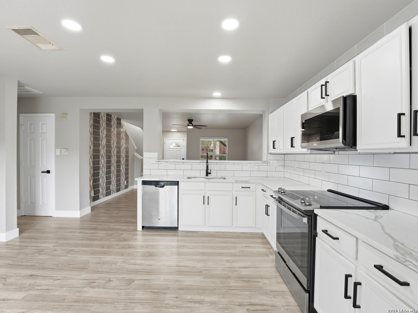 26 Beacon Bay San Antonio TX 78239