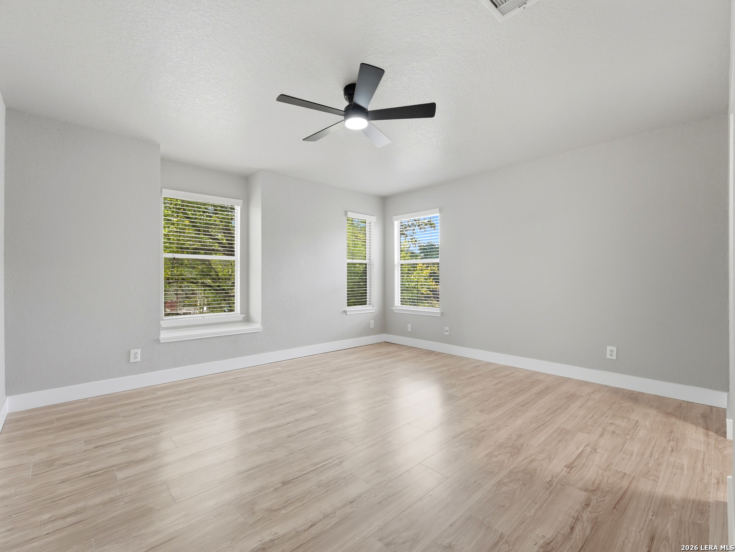 26 Beacon Bay San Antonio TX 78239