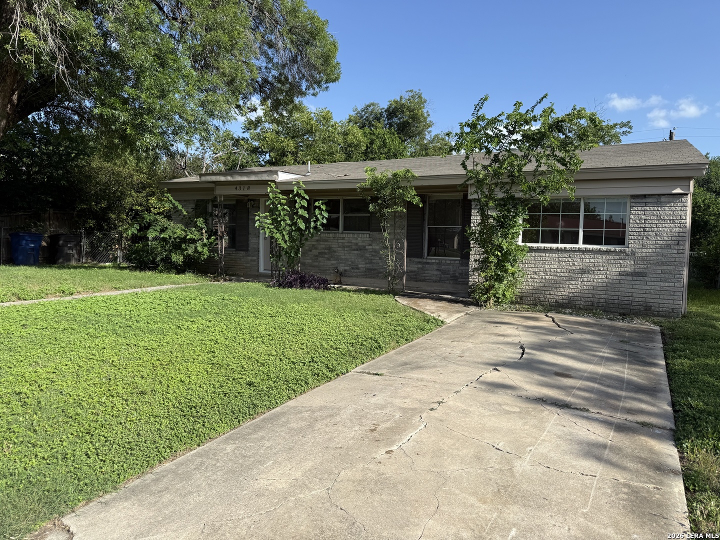4318 Diamondhead Drive San Antonio TX 78218