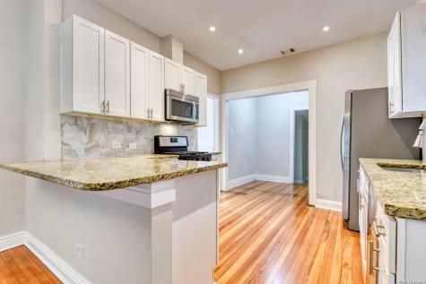 1932 W Huisache San Antonio TX 78201