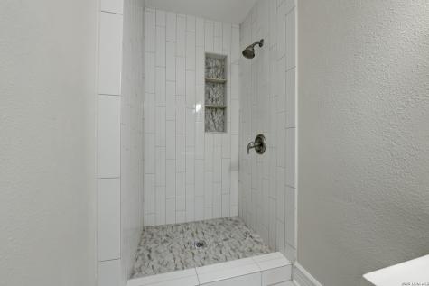 1932 W Huisache San Antonio TX 78201